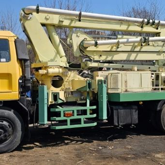 Бетононасос Исудзу 94 г. в, Киокута 25 м, Владивосток
