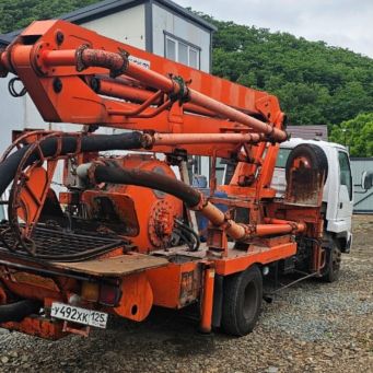 Бетононасос Исудзу Форвард 98 г. в, Киокута 18 м, Владивосток