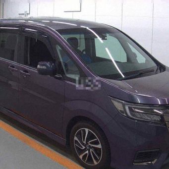 Honda Step Wagon 2019, Владивосток