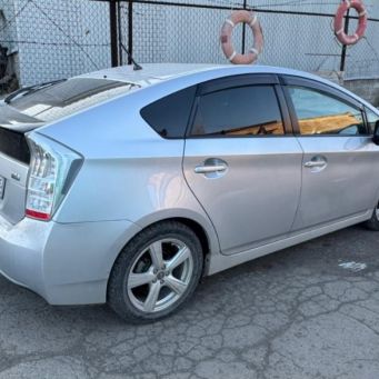 Тойота Приус 2010, Владивосток