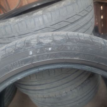 Bridgestone Turanza 225/40R18  износ 5%, Владивосток