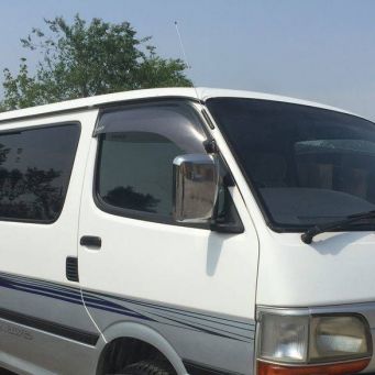 Аренда Toyota Hiace грузопассажирский 4WD, Владивосток