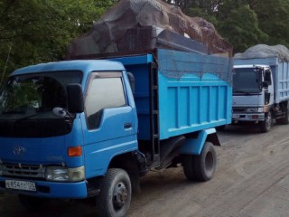 Вывоз любого мусора, боя кирпича и бетона - услуги грузчиков, Владивосток