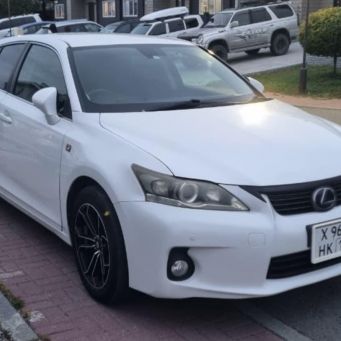 Лексус СТ200Н, Владивосток