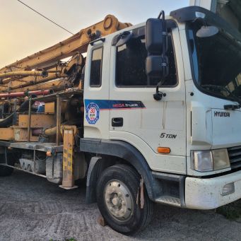 Бетононасос под заказ из Кореи, Владивосток