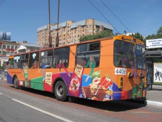 Реклама на транспорте, Владивосток